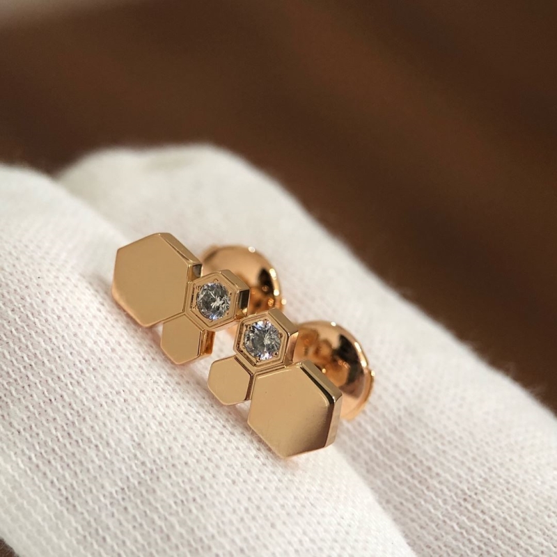 CHAUMET